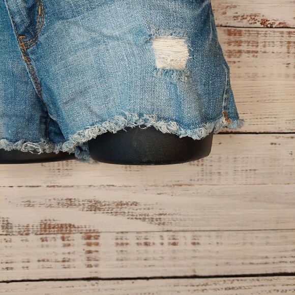 Womans Charlotte Russe Distressed Shorts size 4 - Picture 7 of 15
